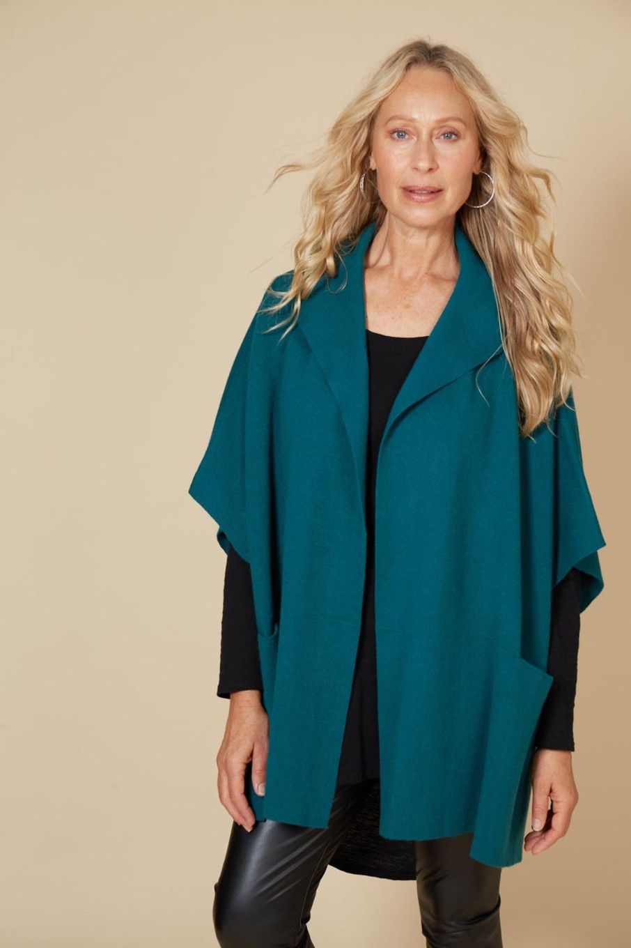 Clothing eb&ive Capes | Kit Cape - Teal