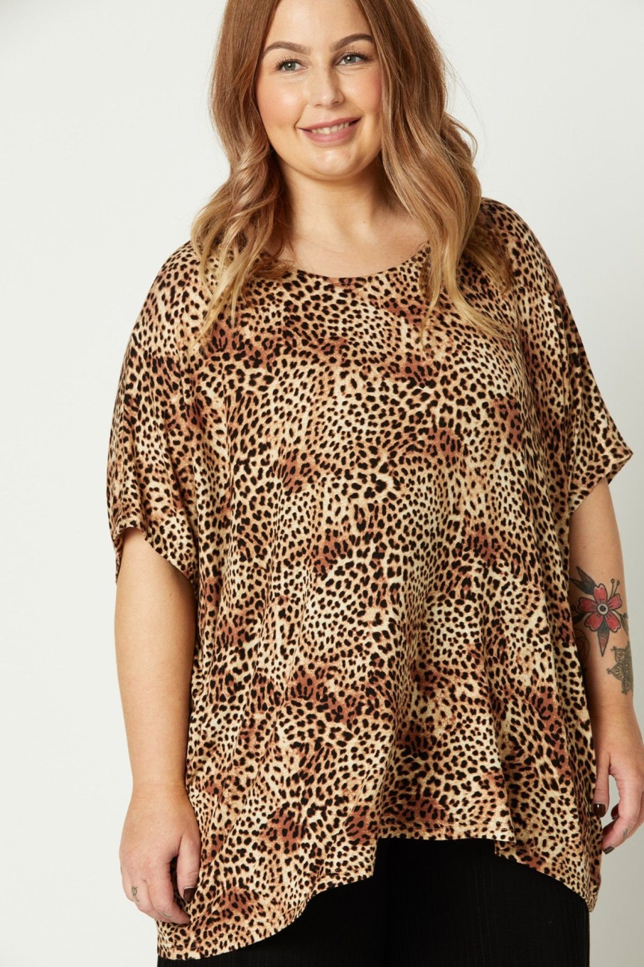 Clothing eb&ive T-Shirts | Lioness Top - Cheetah