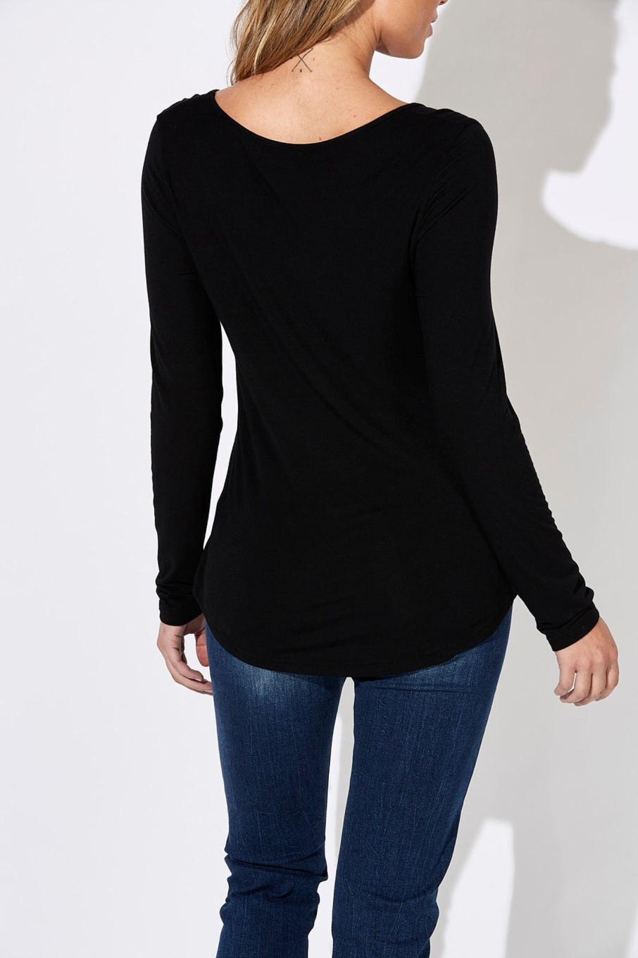 Clothing eb&ive Basic Tops | Basic Long Sleeve - Carbon