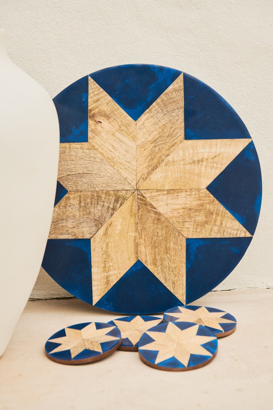 Homewares eb&ive | Lotus Board - Sapphire